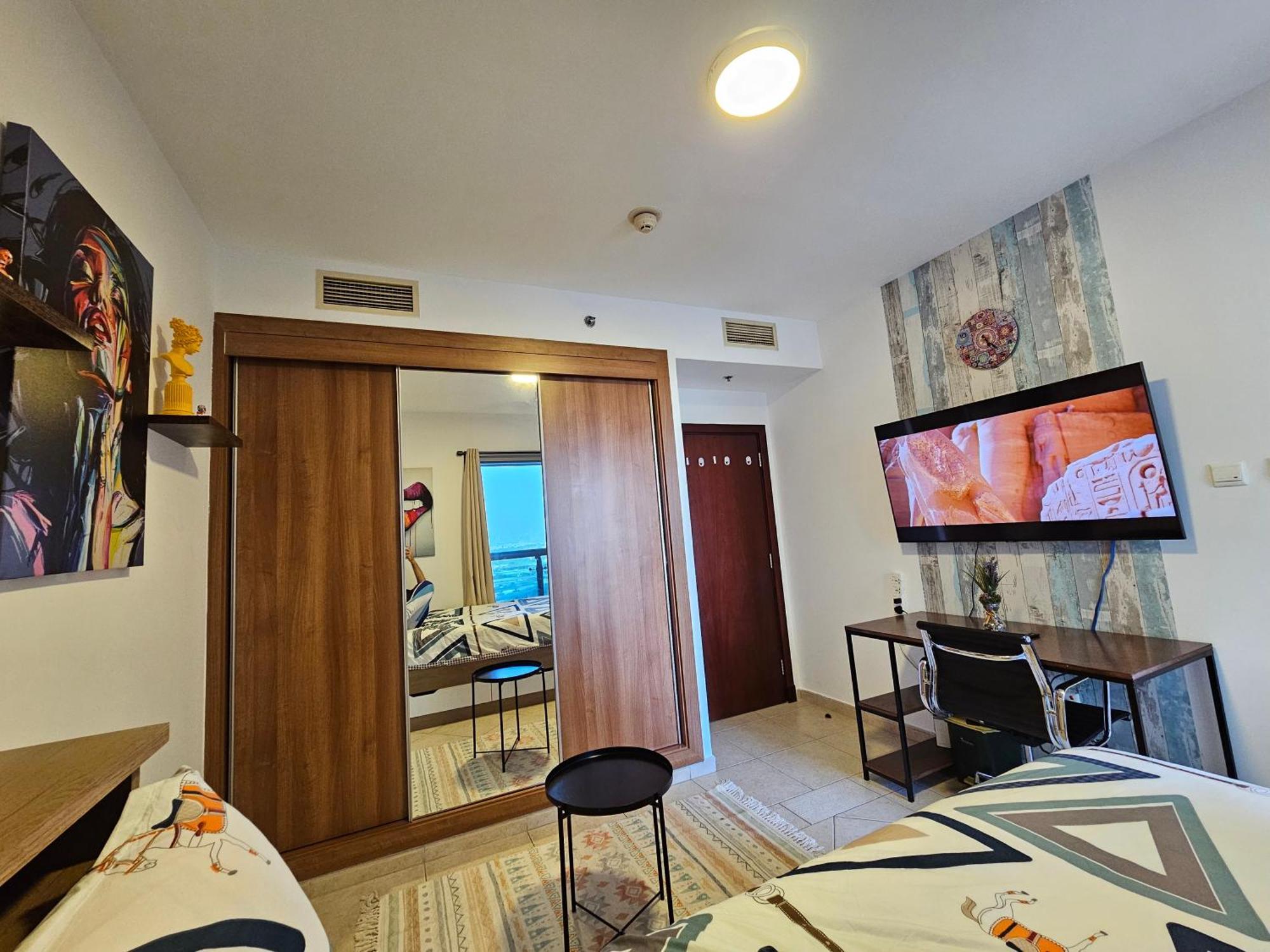 Super Host At Highest Residential Tower In The World, Private Rooms In A Shared Apartment Ντουμπάι Δωμάτιο φωτογραφία
